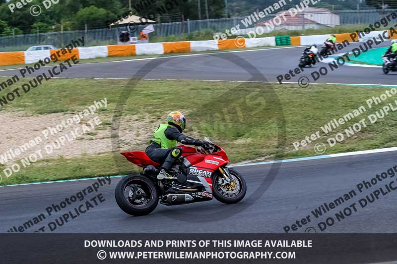 estoril;event digital images;motorbikes;no limits;peter wileman photography;portugal;trackday;trackday digital images